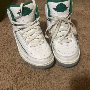 Kids Jordan 2